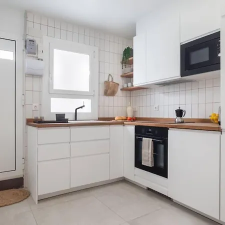 Holiday home Ht- From Bcn.. To Heaven!! 4bedrooms With Terraze! Barcelona