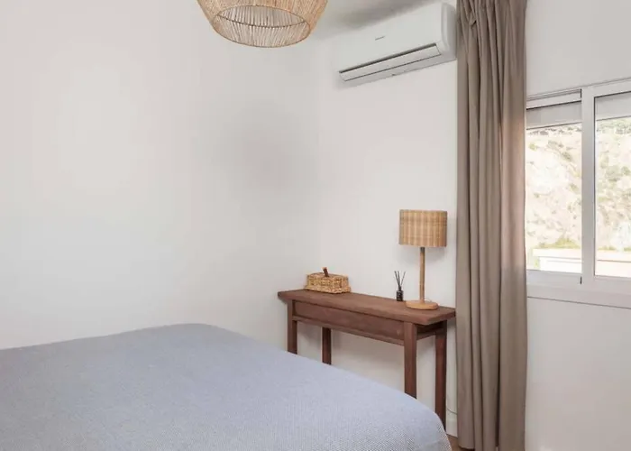 Ht- From Bcn.. To Heaven!! 4bedrooms With Terraze! Holiday home *