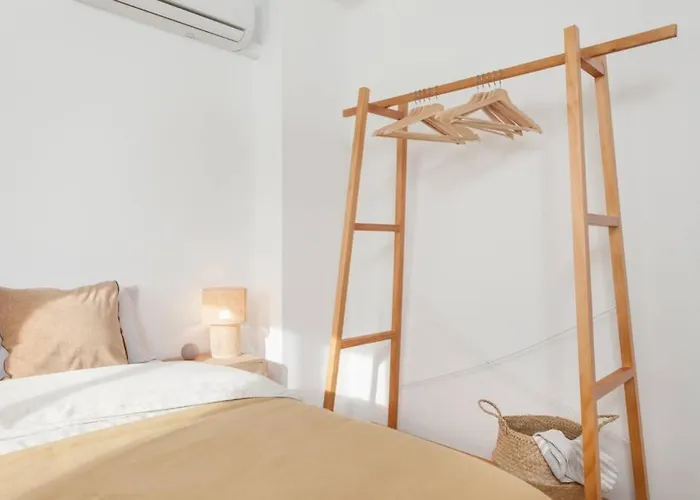 Holiday home Ht- From Bcn.. To Heaven!! 4bedrooms With Terraze!