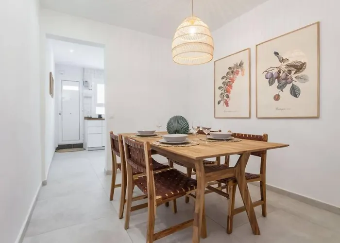 Ht- From Bcn.. To Heaven!! 4bedrooms With Terraze! * Barcelona